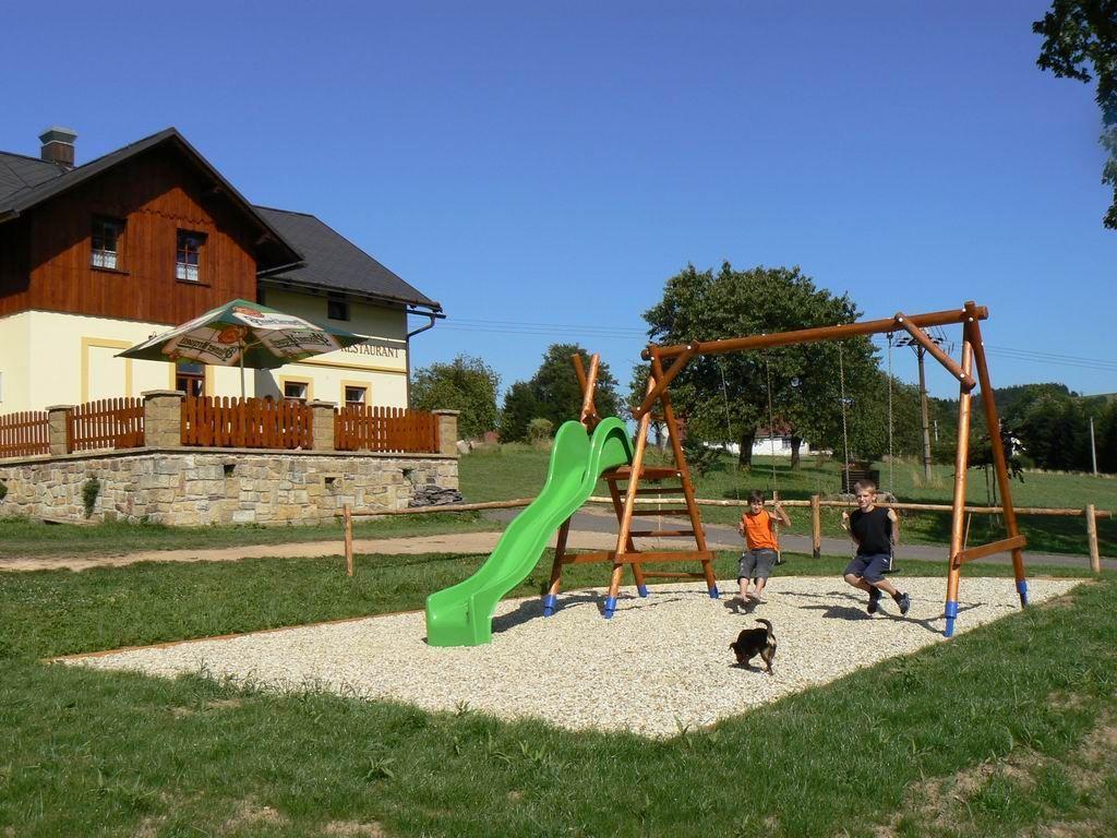 Penzion Na Statku Ceske Petrovice Exterior foto